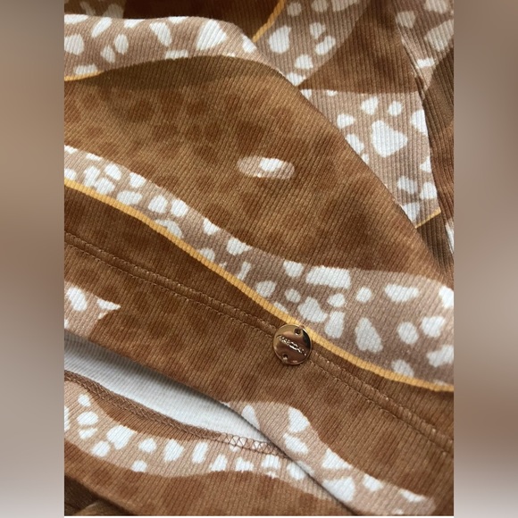 NEW MARC CAIN SAFARI PRINT TOP Short Sleeve Round Neck Cotton $170 Multi Sz - Picture 6 of 7